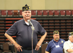 Past National Vice Commander Al Davis addresses the Department Executive Committee.