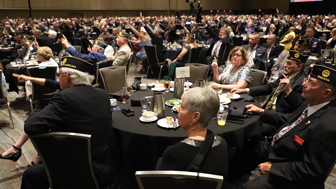 Go to A camaraderie organization: Scenes from the National Commander’s Banquet