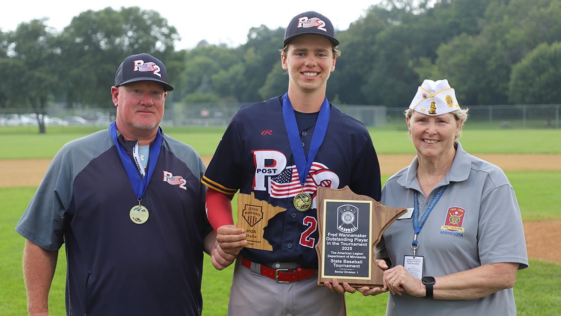 Go to Ryder Peace wins Wannamaker Award