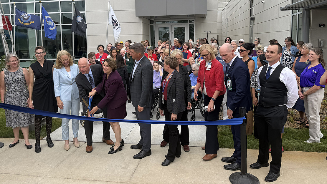 Go to Minneapolis VA cuts the ribbon  on long-awaited Women’s Clinic